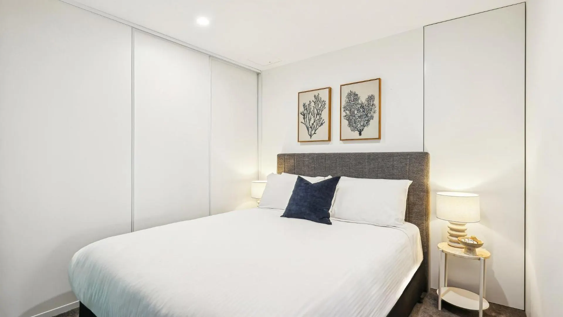Appartement Circle On Cavill Luxe 2-Bed With Views & Pool à Gold Coast Australie